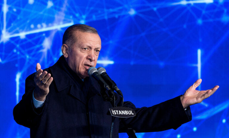 Leia mais sobre o artigo A presidência abalada de Erdogan
