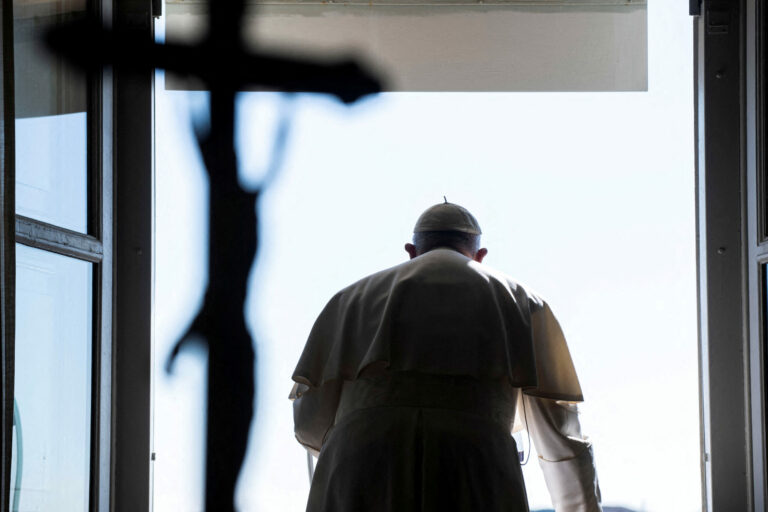 Leia mais sobre o artigo O papa contra as cruzadas ocidentais