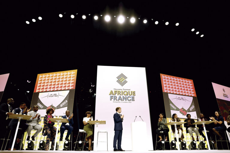 Leia mais sobre o artigo A África através do espelho distorcido das mídias francesas