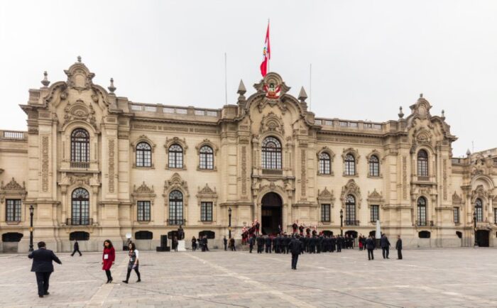 Leia mais sobre o artigo O torniquete presidencial peruano